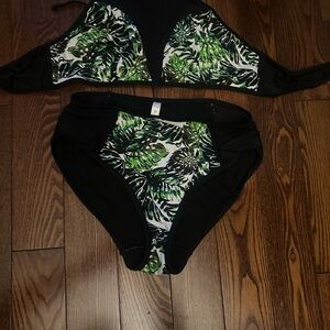 Tropical Leaf Print Bikini Set